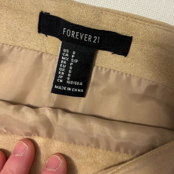 Tan Suede Miniskirt - Picture 3 of 4